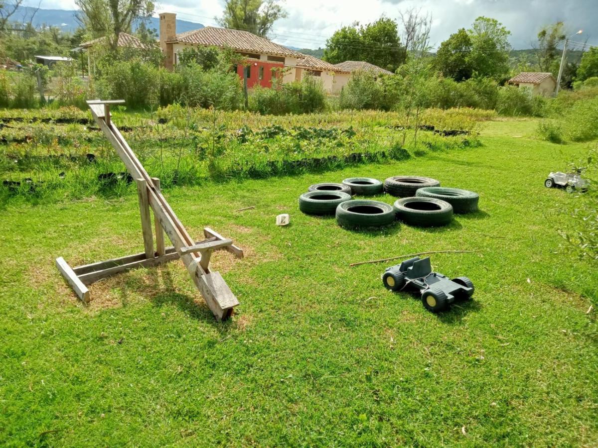 Pensjonat Hospedaje Y Zona De Camping Pistacho Villa de Leyva Zewnętrze zdjęcie